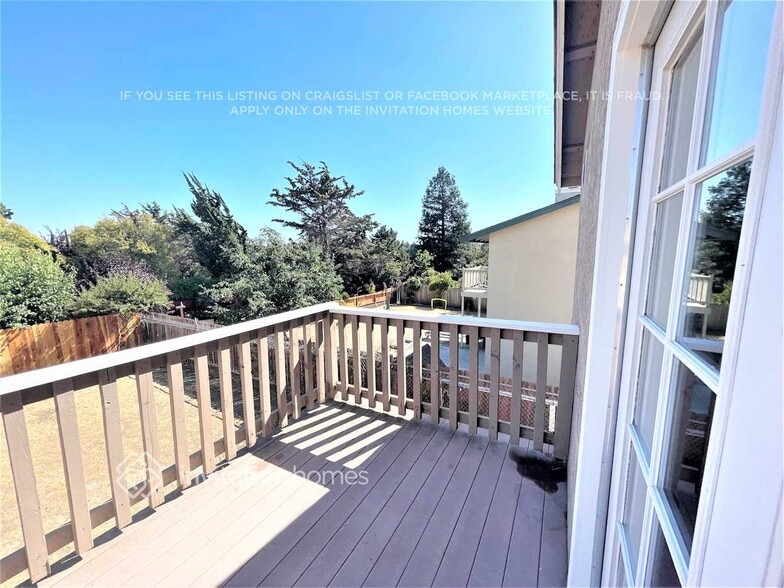 Building Photo - 170 Opal Dr