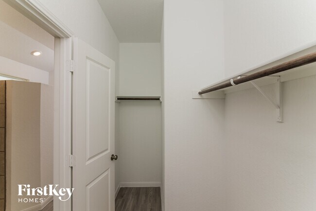 Building Photo - 12923 Thyme Wy