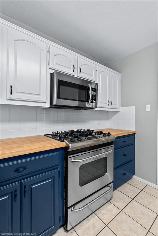 Building Photo - 8808 Skypark Dr