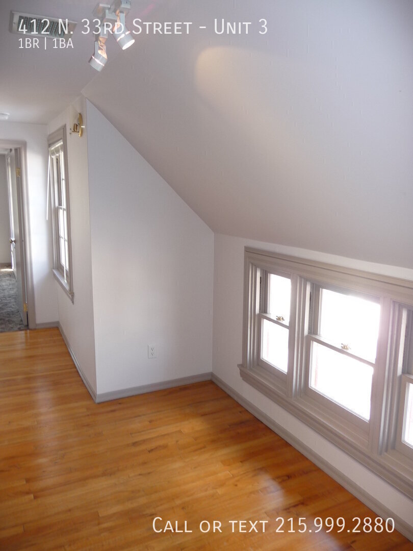 Building Photo - 412 N 33rd St