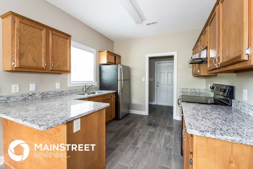 Building Photo - 78 Dawn Ave