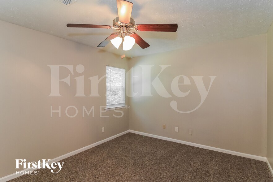 Building Photo - 7891 Taylor Downs Way