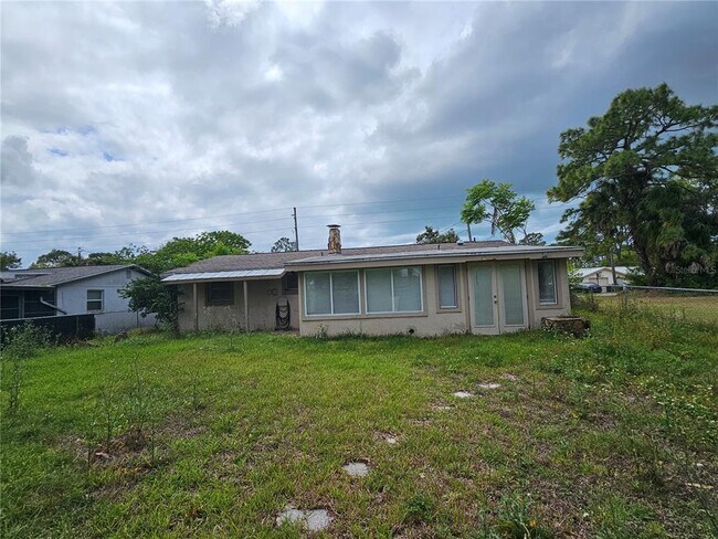 Building Photo - 15812 Sea Pines Dr