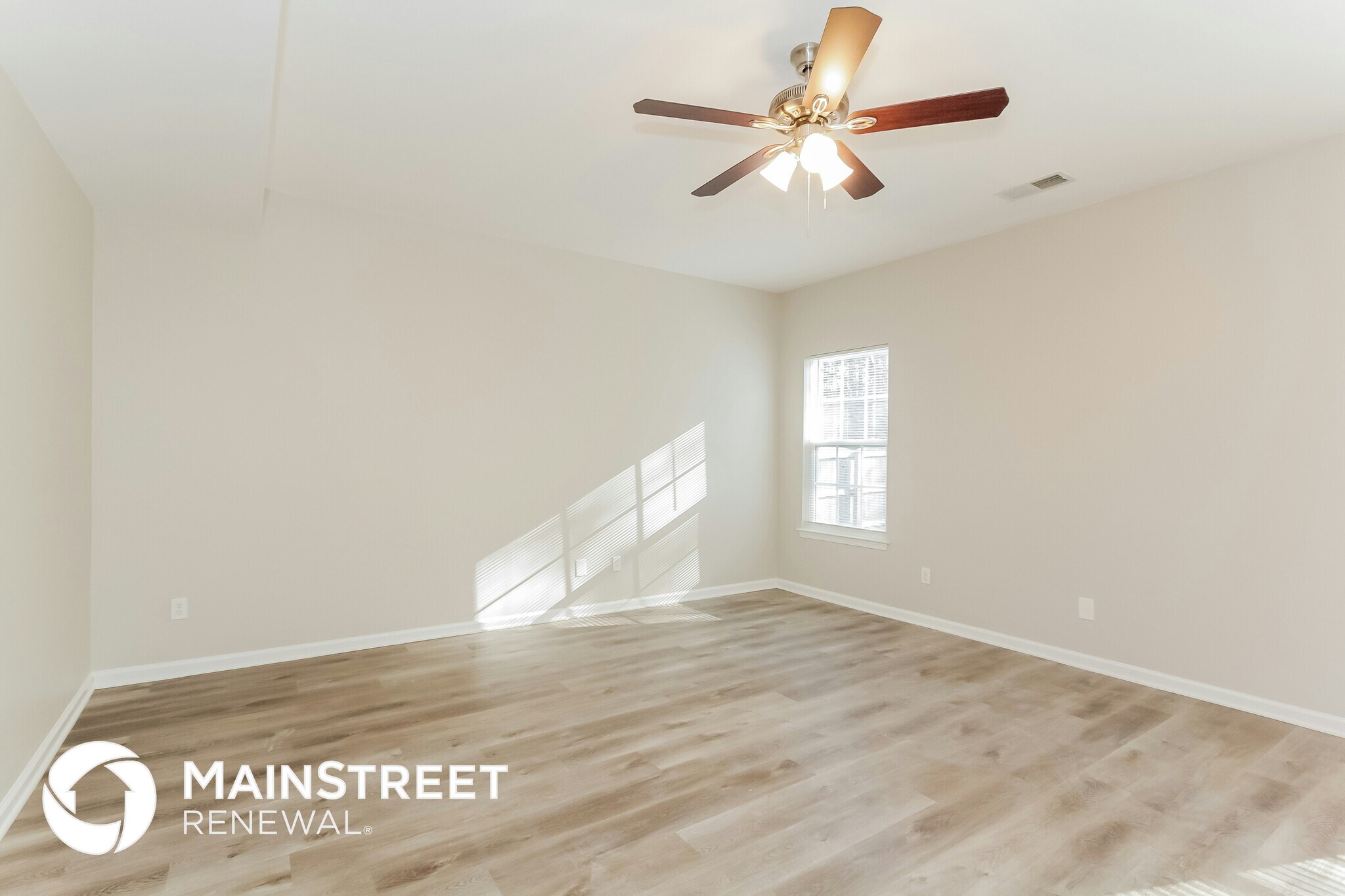 Building Photo - 16611 Crimson Sargent Dr