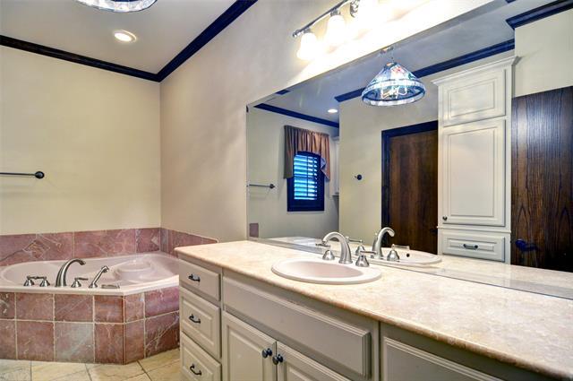 Building Photo - 3407 Penticost St