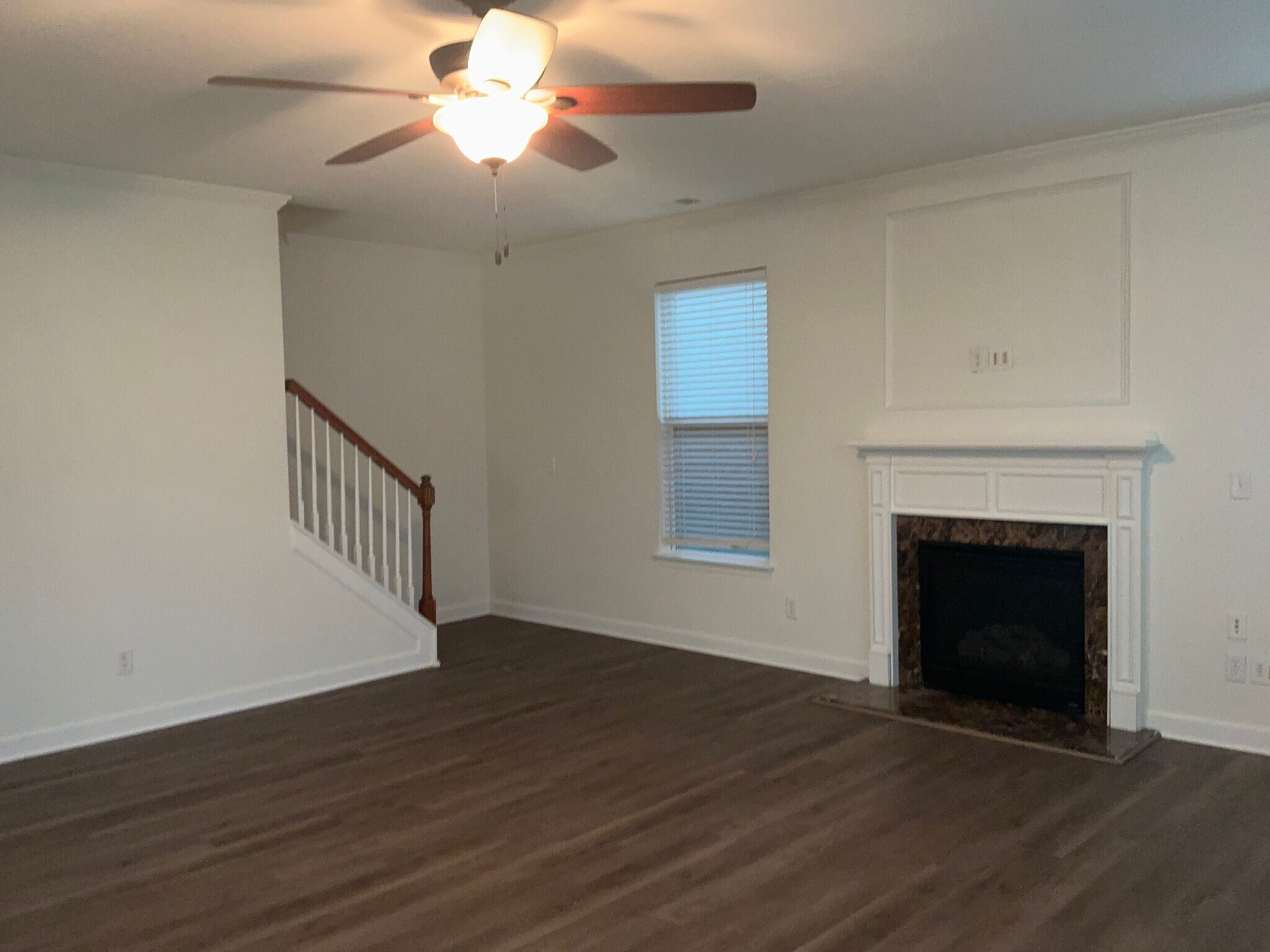 Building Photo - 3013 Corrona Ln