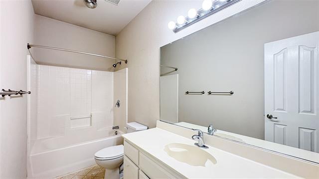 Building Photo - 2024 Haylee Dr