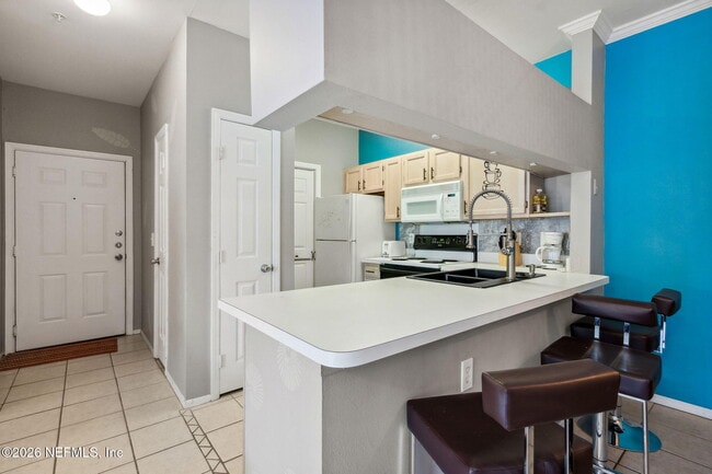 Building Photo - 130 Veracruz Dr