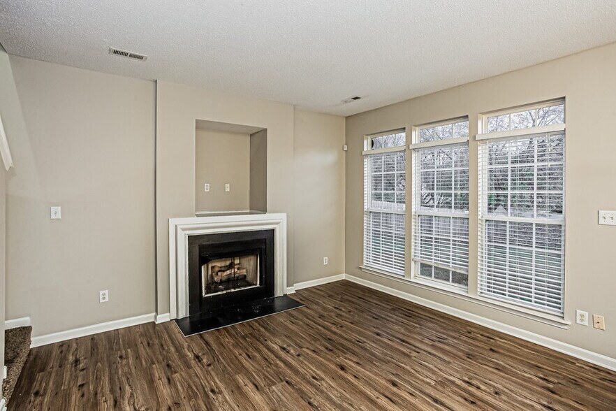 Building Photo - 9935 Sweet Plum Dr