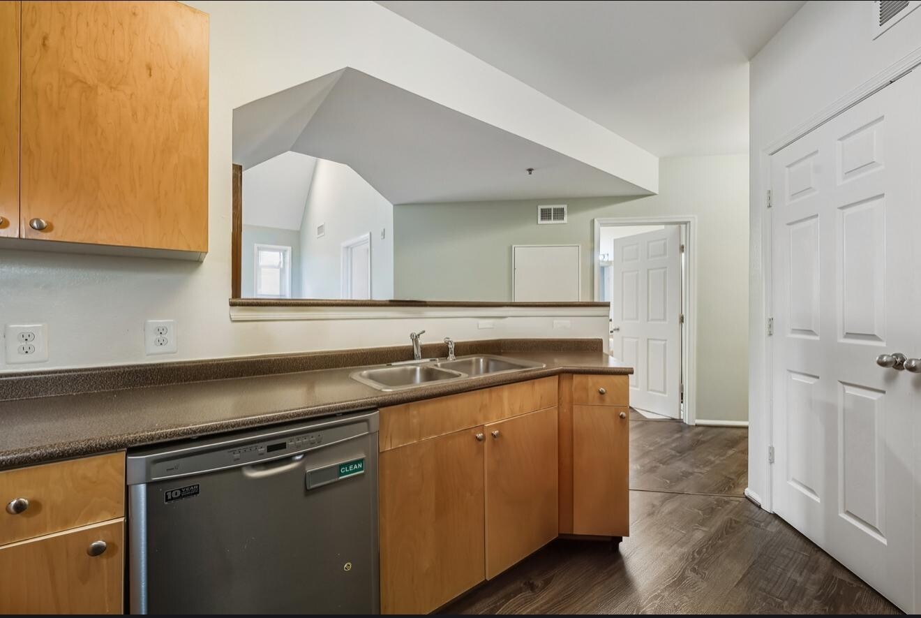 Building Photo - 3015 Nicosh Cir