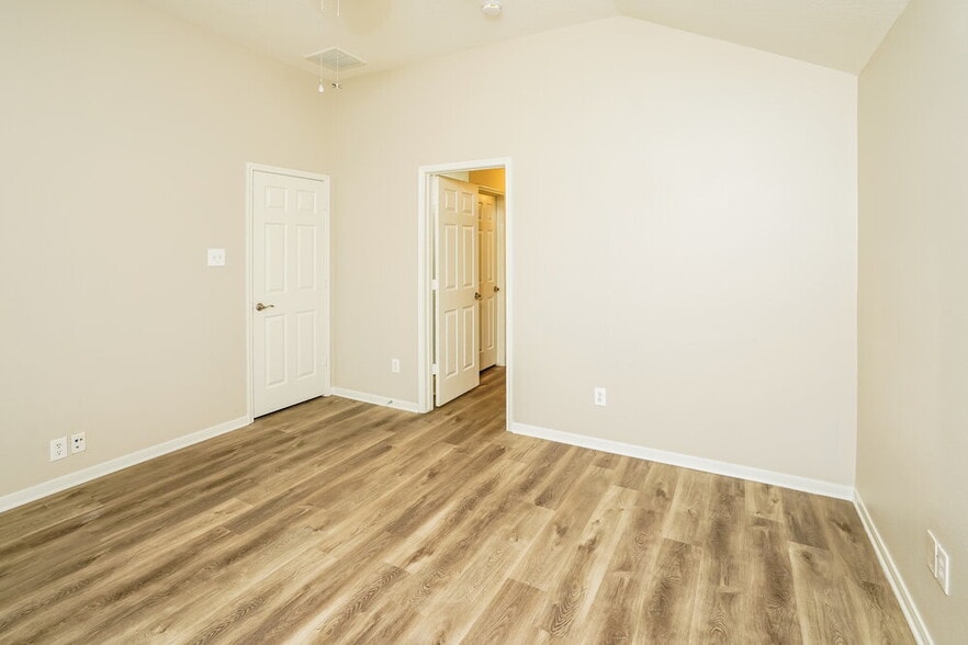 Building Photo - 16924 Tableland Trail