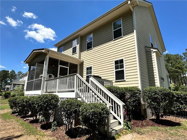 Building Photo - 138 Valley Pines Cir
