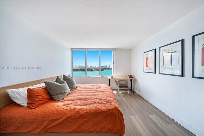 Building Photo - 1000 Meridian Ave