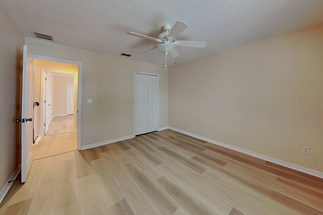 Building Photo - 14614 Cableshire Way