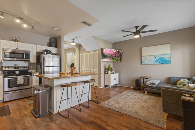 Building Photo - 91-1059-1059 Kaimalie St