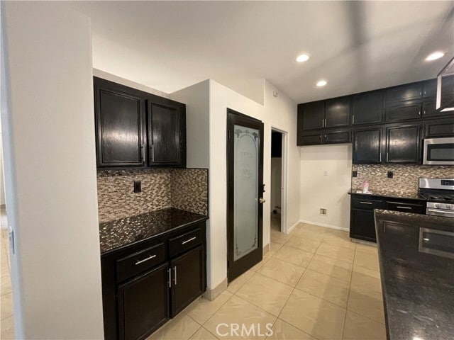 Building Photo - 83107 Greenbrier Dr