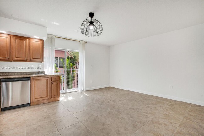 Building Photo - 630 85th St