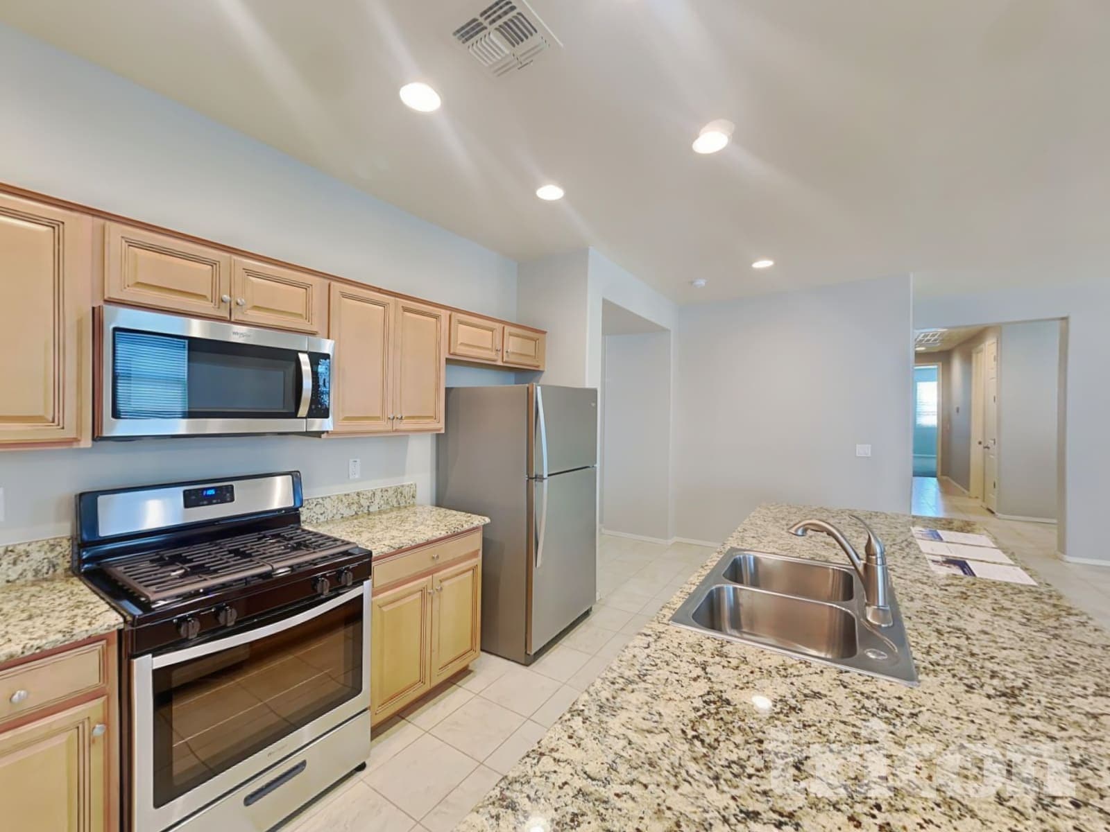 Building Photo - 41038 W Portis Dr