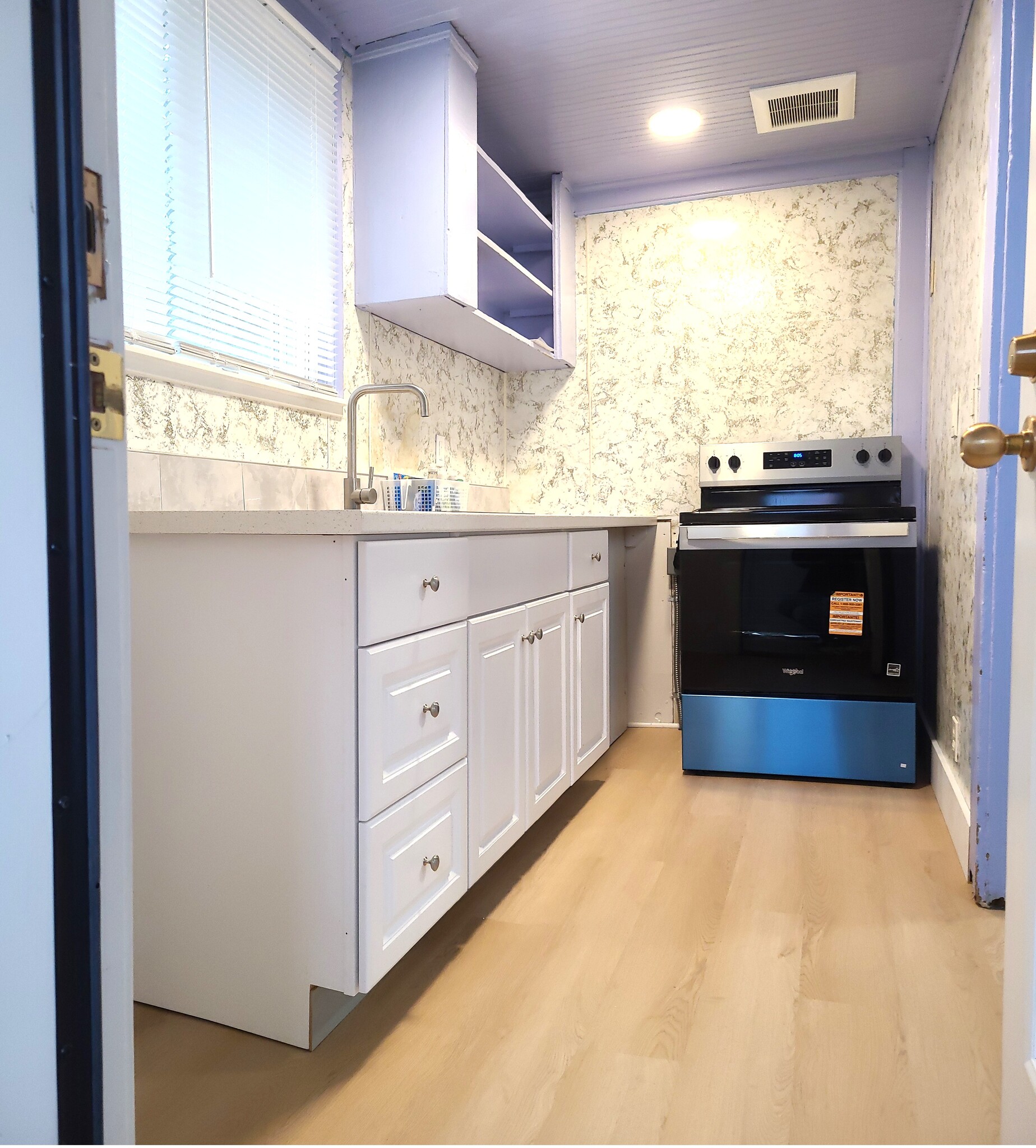 Building Photo - 5708 7th Ave S