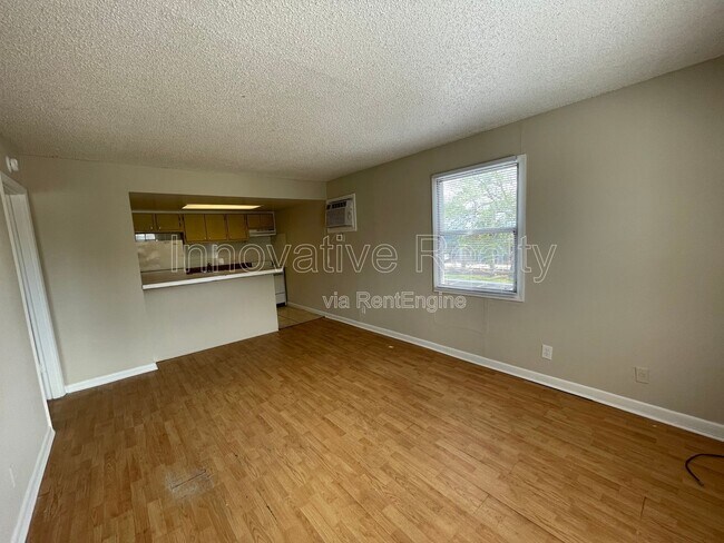 Building Photo - 5101 Curry Ford Rd