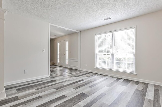 Building Photo - 4751 Bankside Way