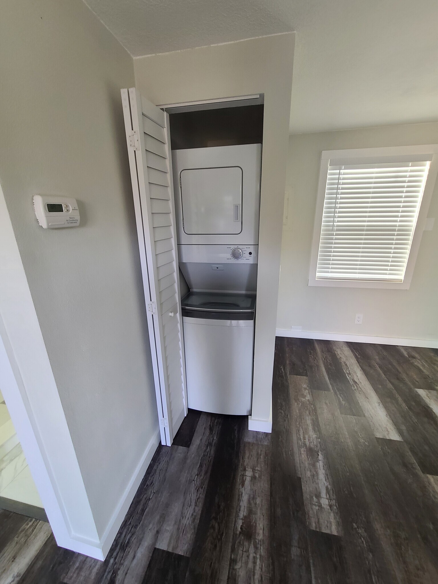 Building Photo - 6204 Pennsylvania Ave