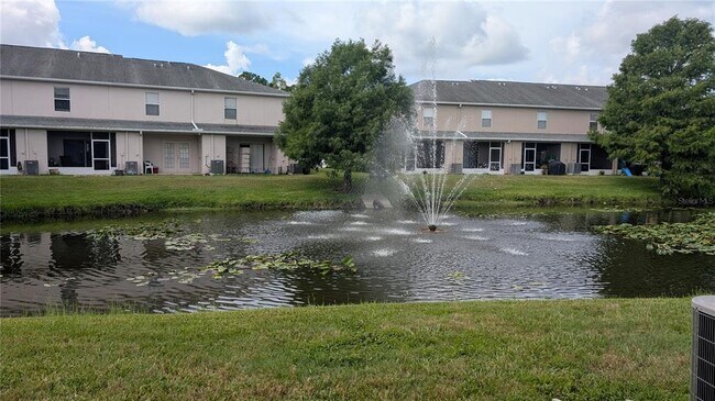Building Photo - 16320 Swan View Cir