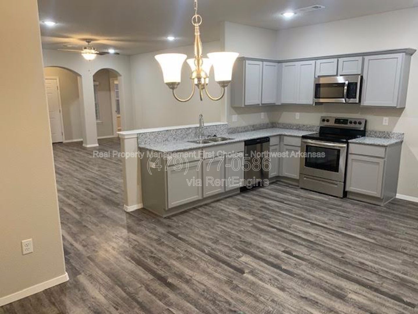 Building Photo - 4205 SW Lenox Ave