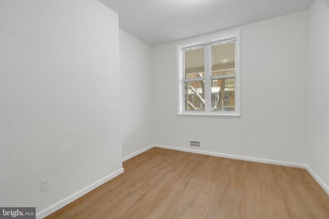 Building Photo - 435 N 32nd St