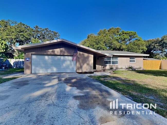 Building Photo - 92 Ventura Dr