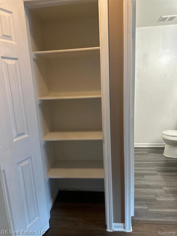 Building Photo - 3581 Reeves Dr