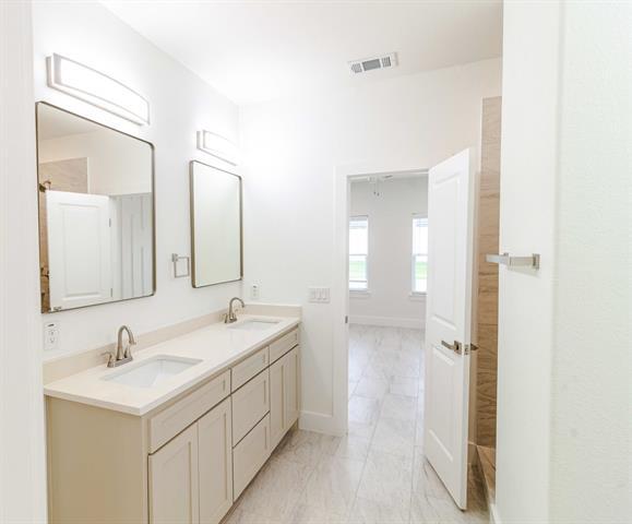 Building Photo - 536 Highview Ct