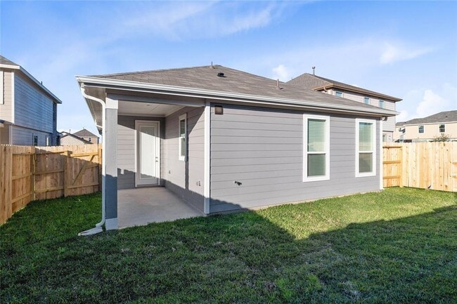 Building Photo - 18307 Sessile Oak Dr