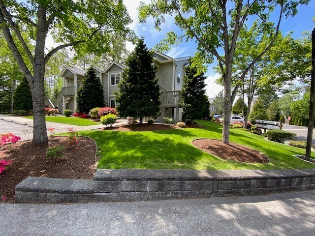 Building Photo - 3340 Southbend Pl