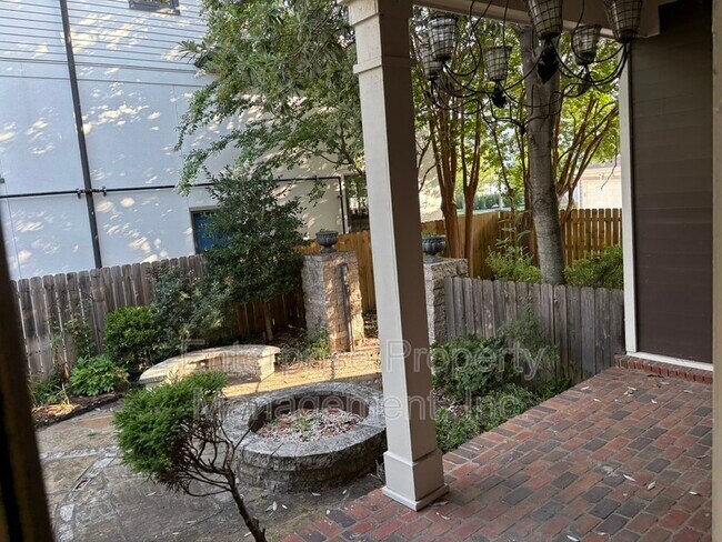 Building Photo - 958 Harbor View Dr