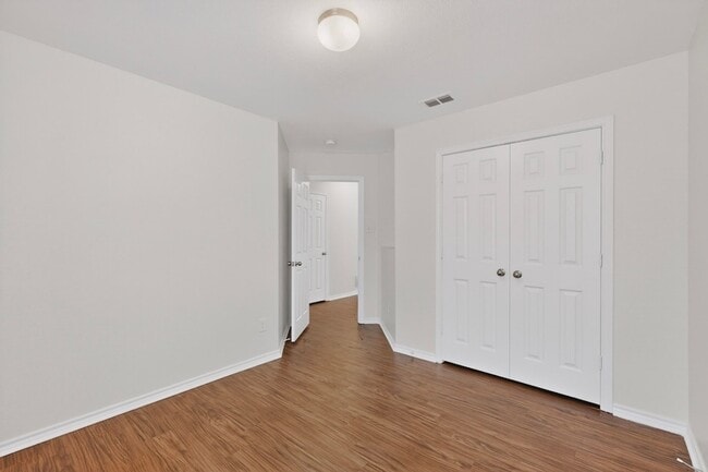 Building Photo - 416 Prescott Ln