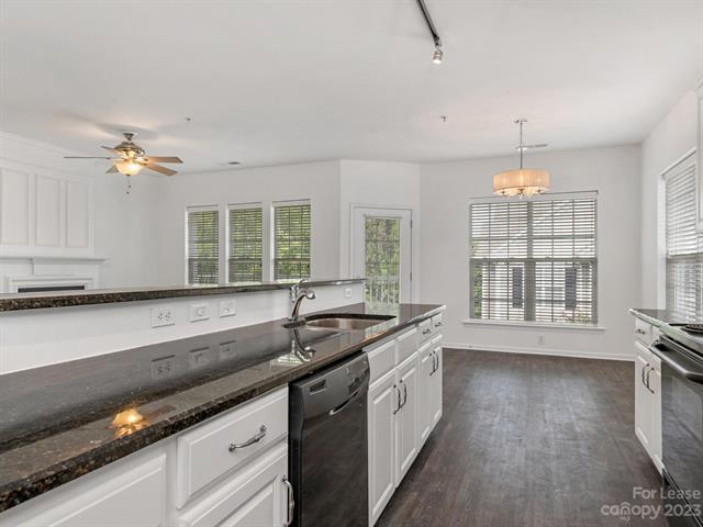 Building Photo - 3264 Margellina Dr