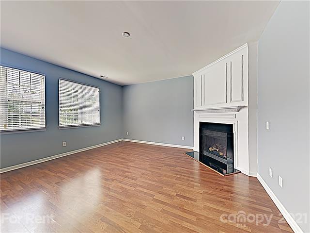 Building Photo - 4605 Sandtyn Dr