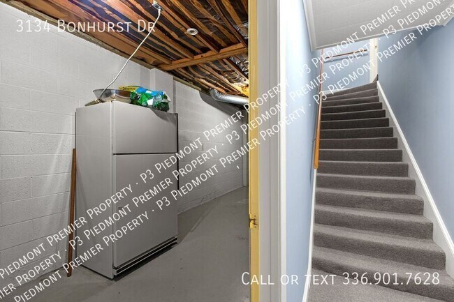 Building Photo - 3134 Bonhurst Dr