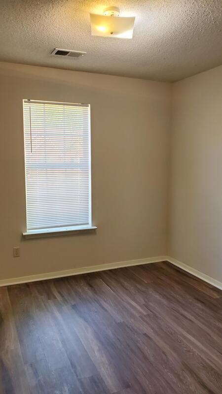Building Photo - 1502 Beaver Trail Dr
