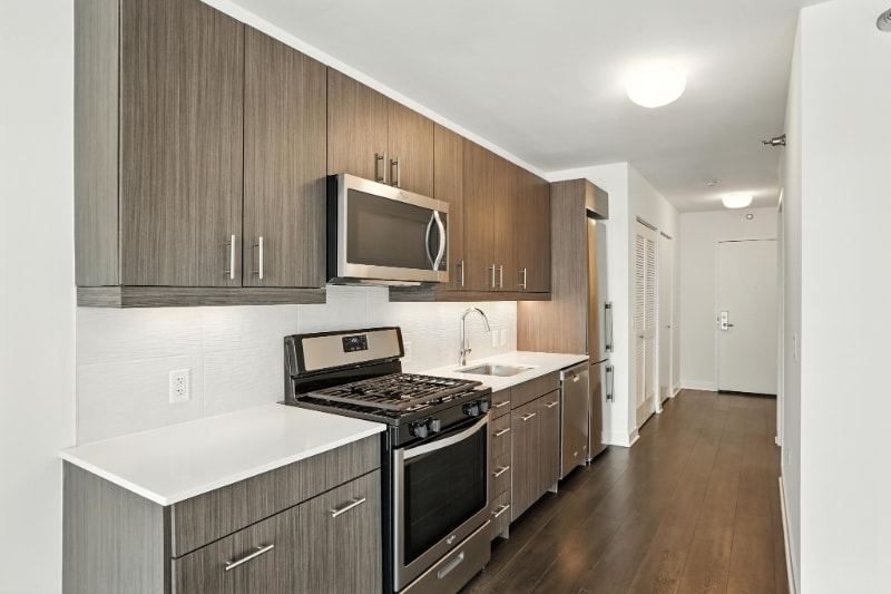 Building Photo - 16 E Randolph St