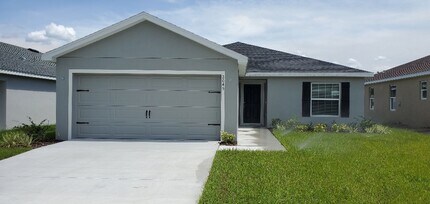 Building Photo - Beautiful 4-Bedroom, 2-Bathroom in Lakeland