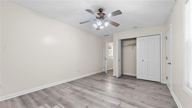 Building Photo - 6275 Akins Way