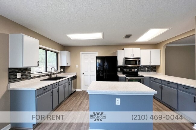 Building Photo - 4535 Oakfield Way