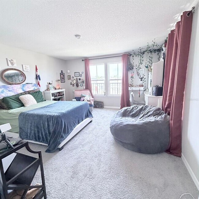 Building Photo - 927 Vineyard Rdg Rd