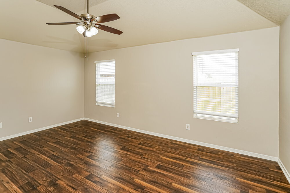 Building Photo - 2527 Elm Crossing Trail