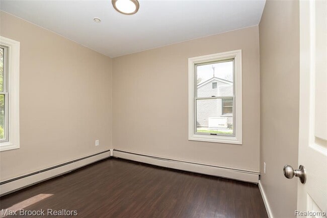 Building Photo - 16239 Madoline St