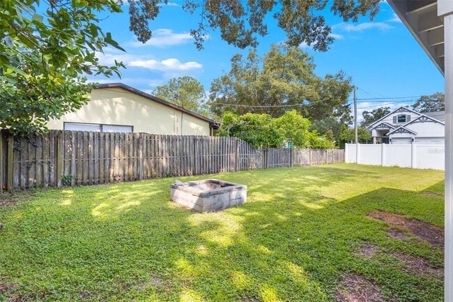 Building Photo - 5201 S Quincy St