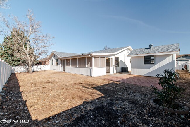 Building Photo - 4840 N Agua Fria Dr