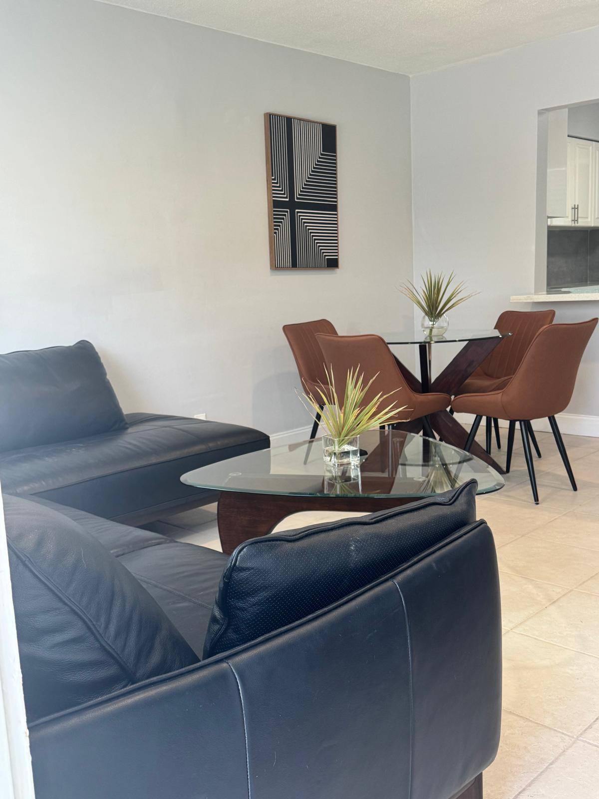 Building Photo - 2501 NW 9th Ter